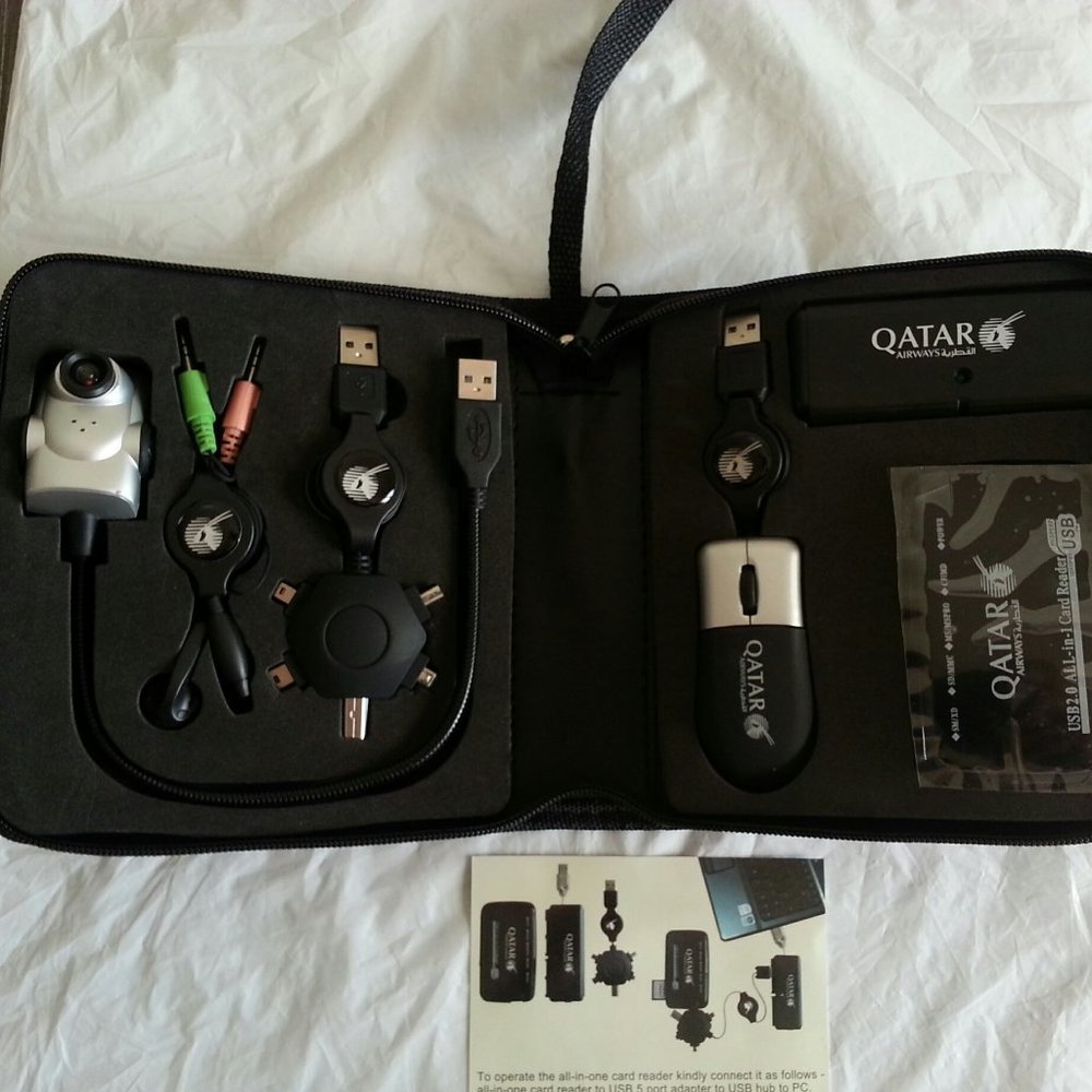 -PC laptop computer accessories pixel web cam USB mouse QATAR Airways travel kit